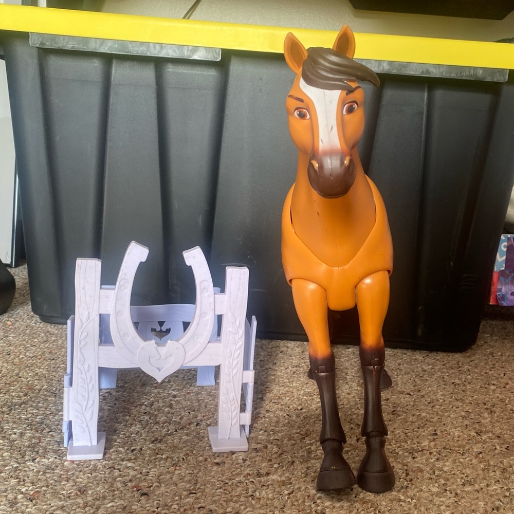 13” poseable spirit horse
